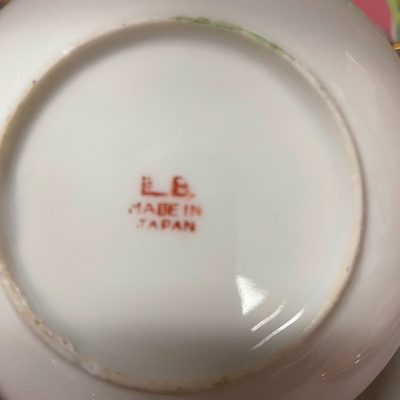 Vintage-Hand Painted CeramicCruetSet,1920's Japan,serving dish(2),cups/saucers 4 - Picture 4 of 16